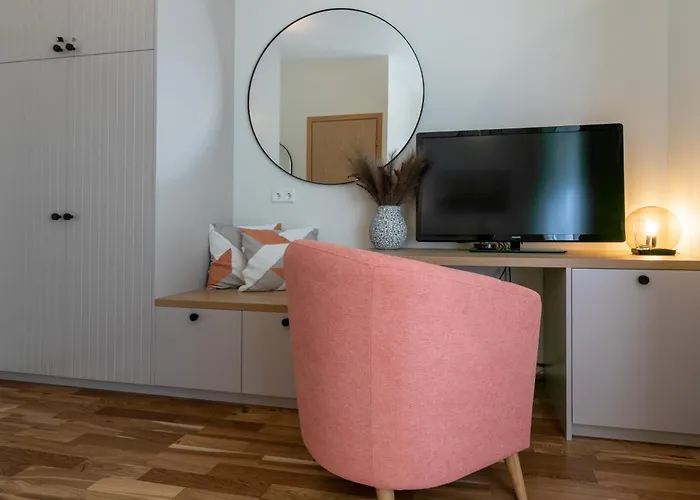 - Heermeyer Apartament Parnawa